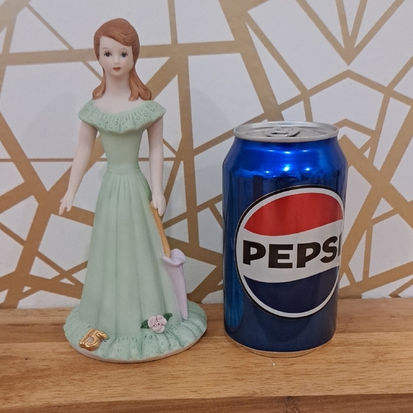 Growing Up Age 15 Brunette - Picture 8 of 8